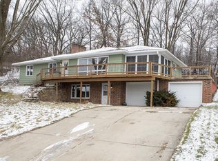 200 Hill St, Deforest, WI 53532