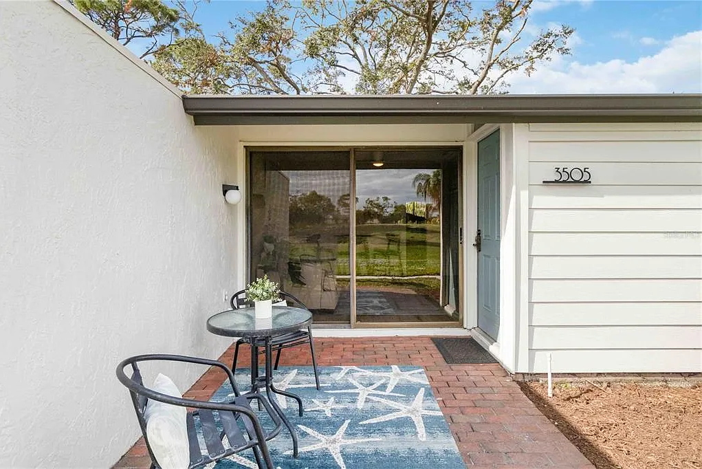 1 bed, 1.0 bath, 428 sqft, $1,700 — Photo 2