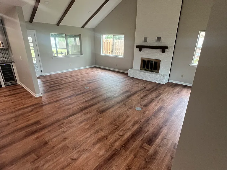 1845 Tara Dr — Photo 9