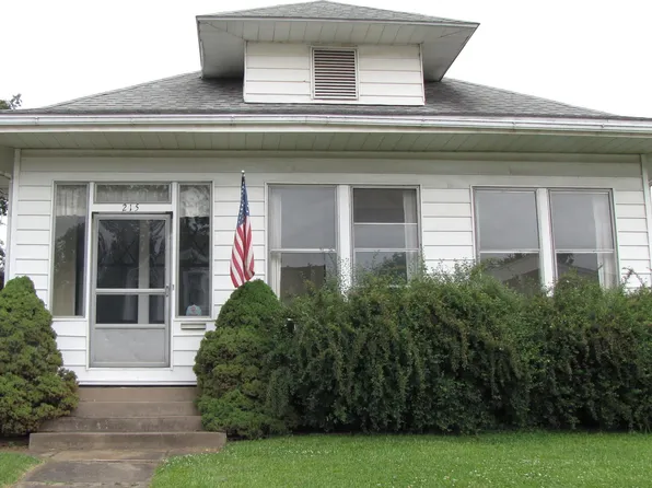 215 S Main St, Oakland City, IN 47660