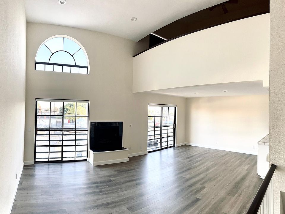 1st image of 3780 Ocean View Ave APT 10