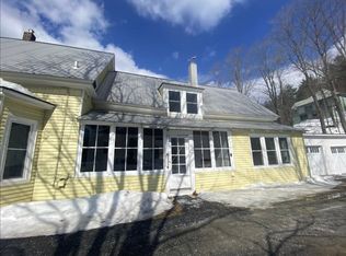 381 S Main St, Rochester, VT 05767