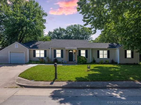 1114 N Dorothy Ave, Claremore, OK 74017