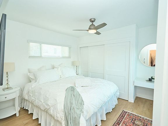 4th image of 339 C Ave
