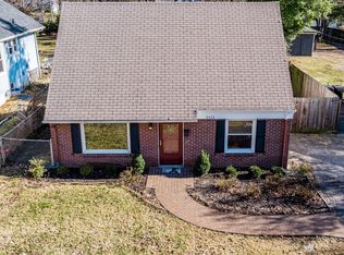 2424 Clarendon Ave, Louisville, KY 40205
