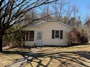 7 Woody Lane, Lee, NH 03861