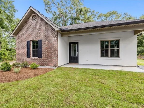 126 E Ash St, Ponchatoula, LA 70454