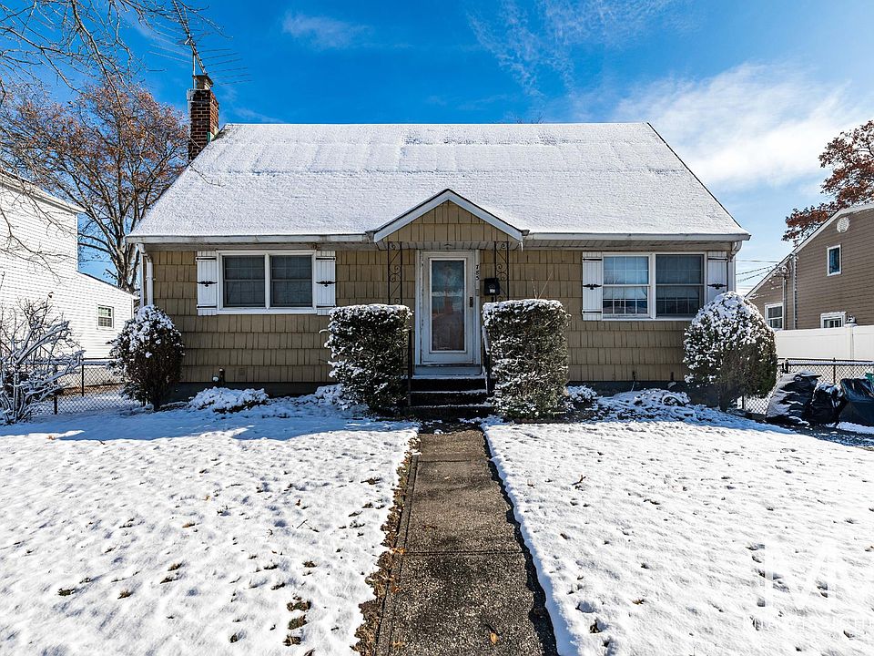 1st image of 785 Flowerdale Dr