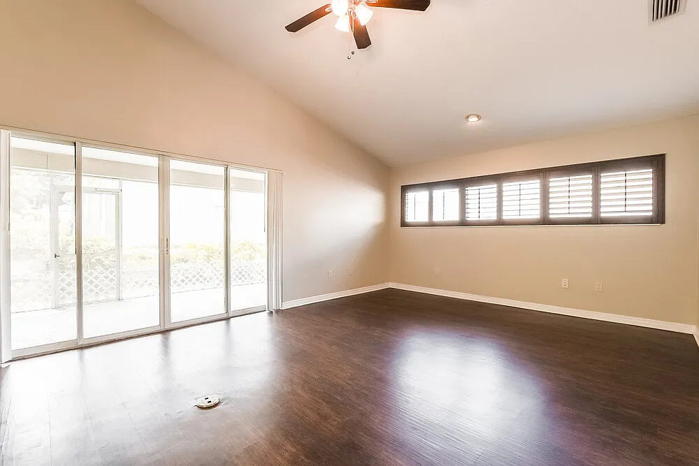 3 bed, 2.0 bath, 1772 sqft, $2,255 — Photo 3