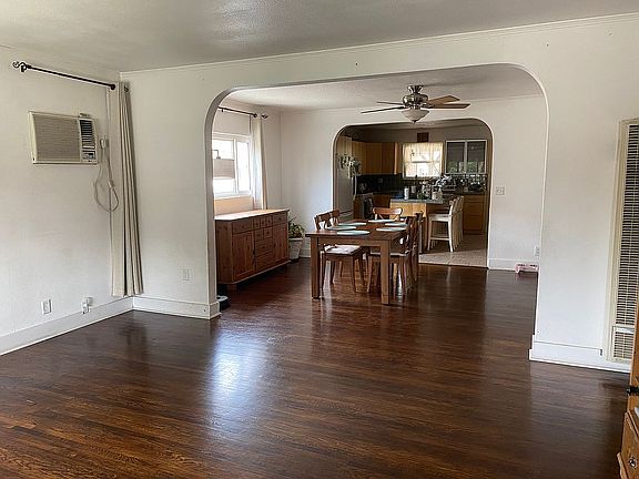 3rd image of 9349 Bartolo Ave