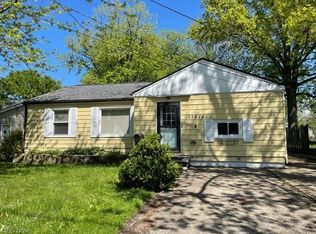 33424 Willowick Dr, Eastlake, OH 44095