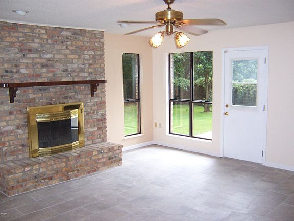 3rd image of 109 S Seashore Ave