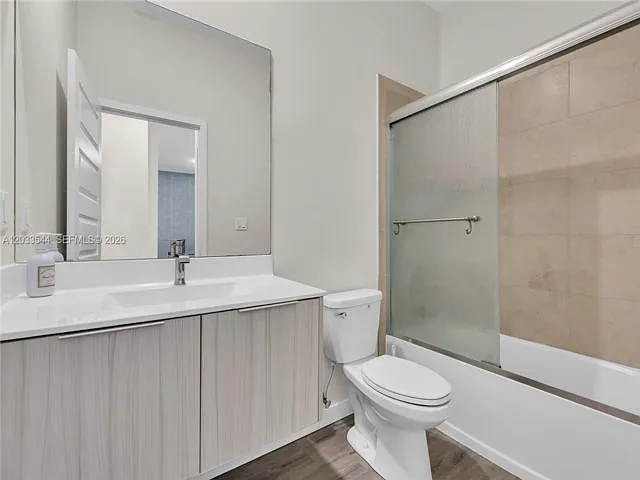 7925 NW 104th Ave — Photo 18