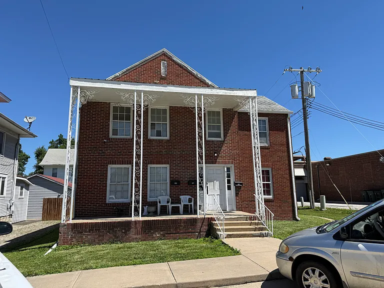 913 Webster St #913 — Photo 3