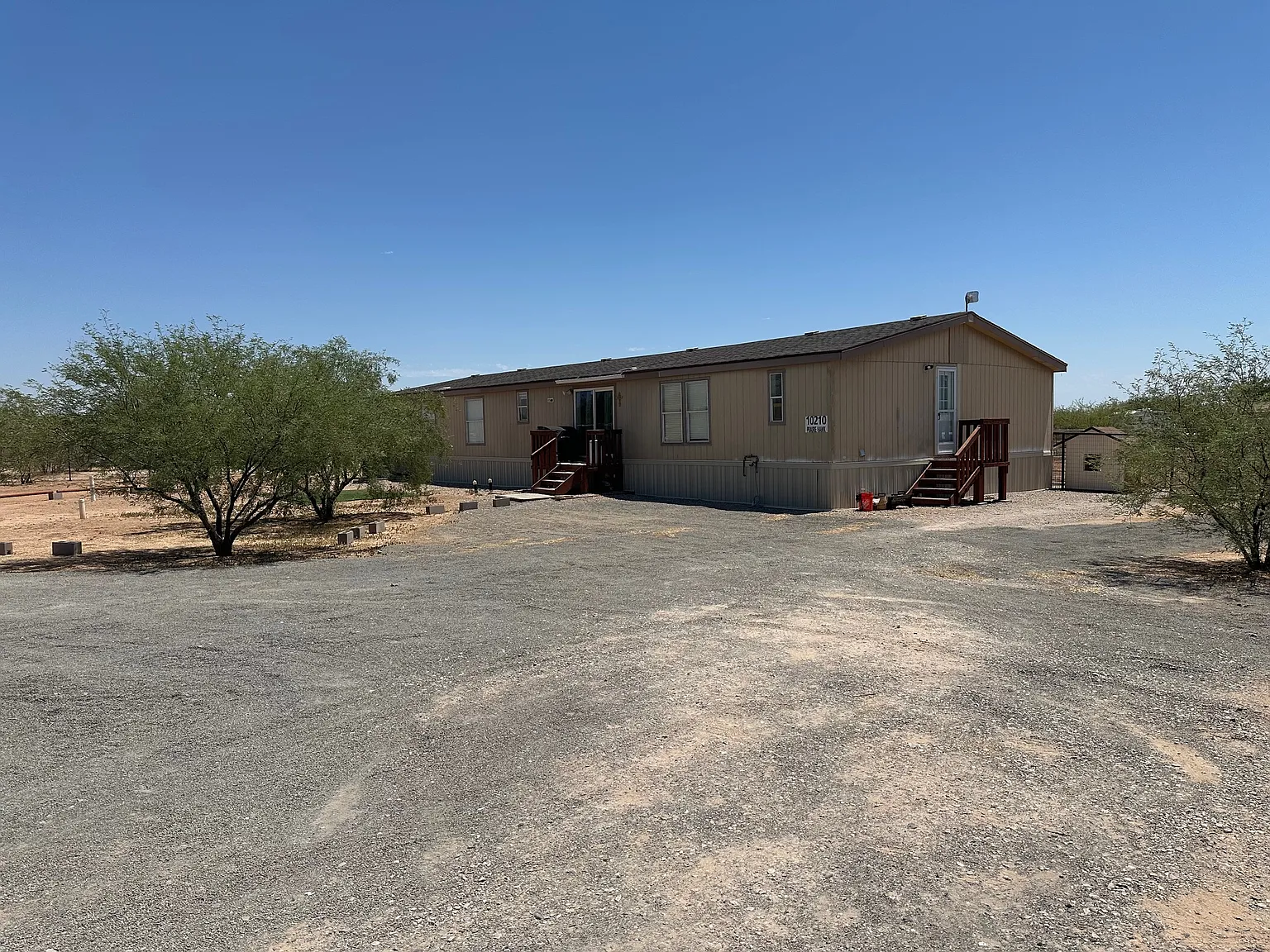 5 bed, 2430 sqft, $2,500 — Photo 1