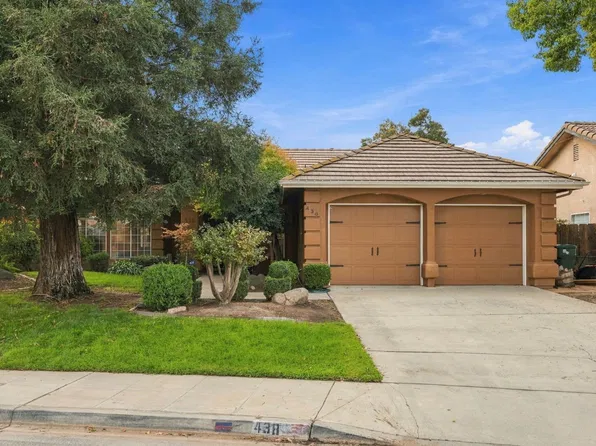 438 S Creek Dr, Madera, CA 93637