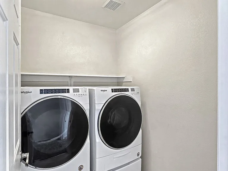 1052 Brinkman St — Photo 31