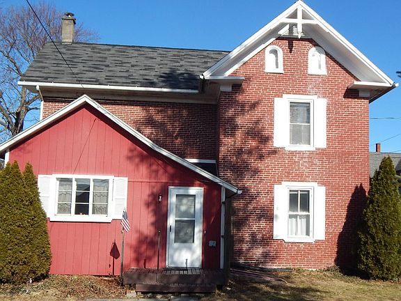 2nd image of 336 Hastings St