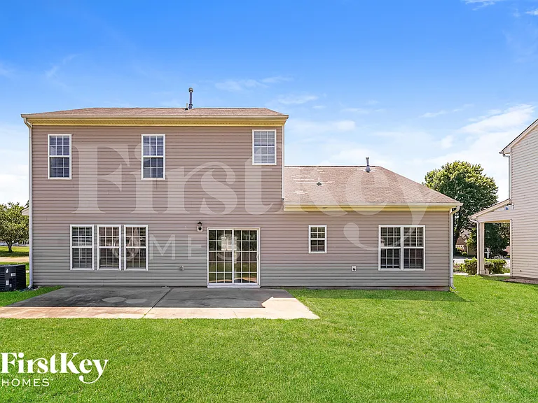 4204 Laurel Ridge Cir — Photo 18