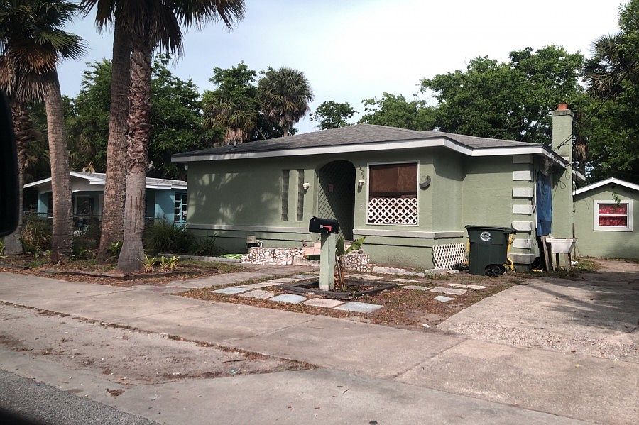 2nd image of 626 Eldorado St