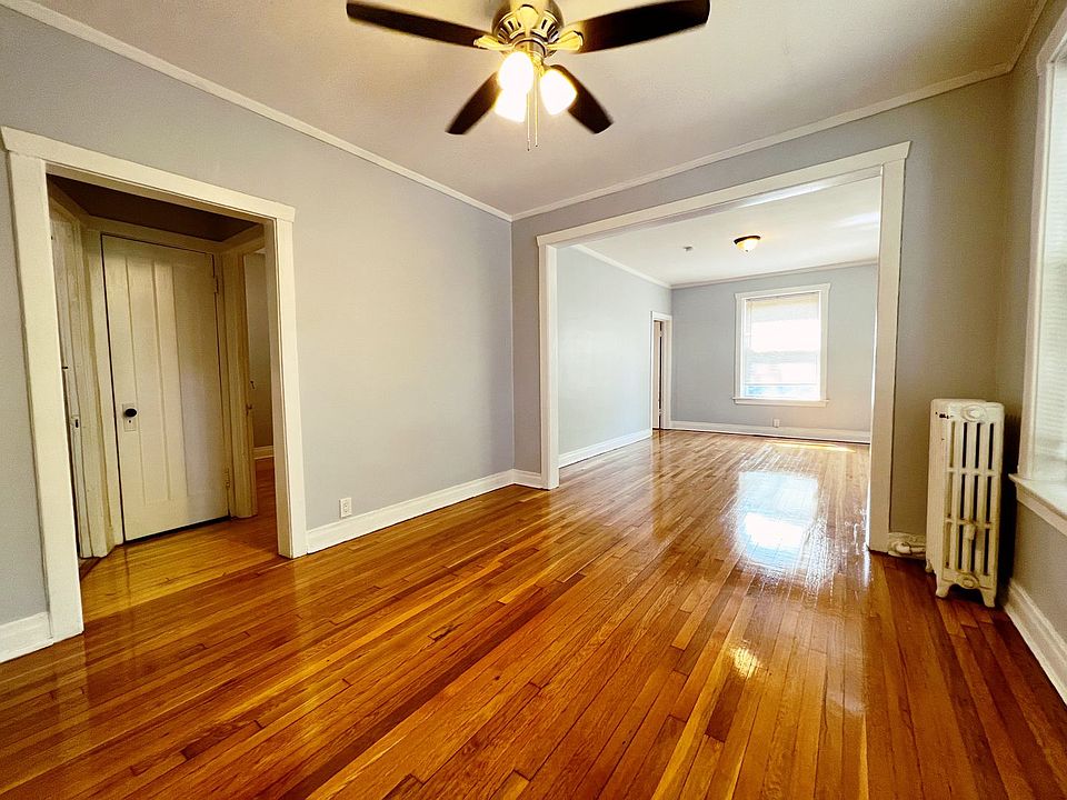 1st image of 2317 W Eastwood Ave Unit 2W