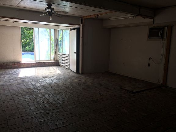 5th image of 1502 S Seminole Ave