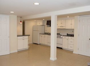 218 Kingsland Ave, Lyndhurst, NJ 07071