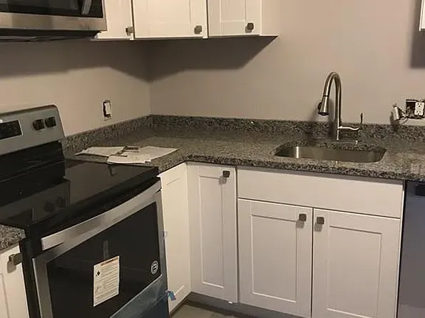 141 Pierce St APT 47, Malden, MA 02148