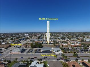 712 SW 47th Ter, Cape Coral, FL 33914