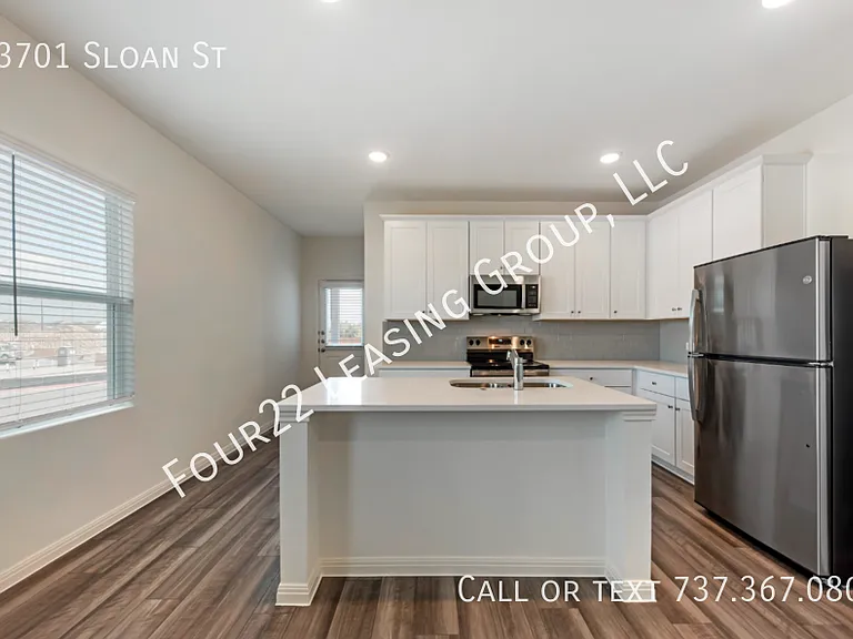 13701 Sloan St — Photo 17