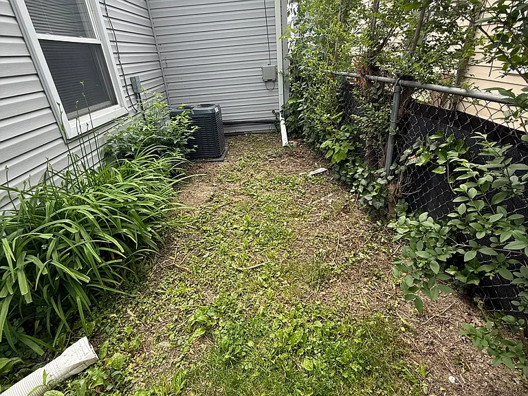 17393 Lincoln Ave — Photo 25
