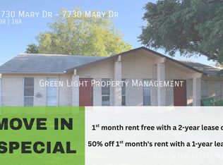 7730 Mary Dr, North Richland Hills, TX 76180