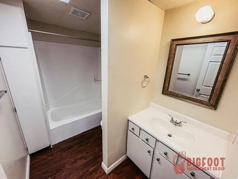 1616 Cannon St #24 — Photo 6