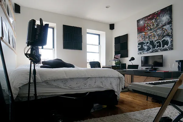 Rented by EXR | media 6