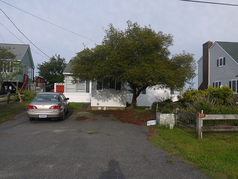 2nd image of 220 Chesapeake Shore Rd
