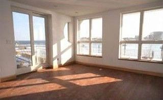 4th image of 3126 Emmons Ave