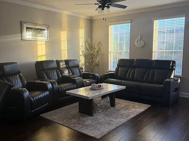 4383 Ellipse Dr — Photo 3
