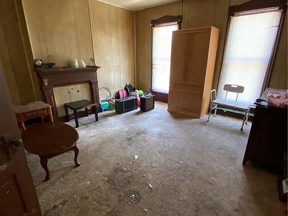 4th image of 48 Haynes St