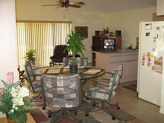 family room - kitchen right