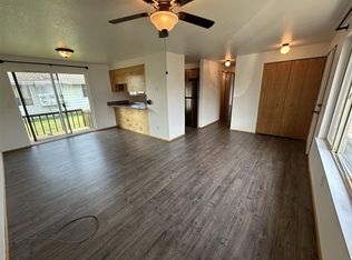 550 Front St #A, Sumas, WA 98295