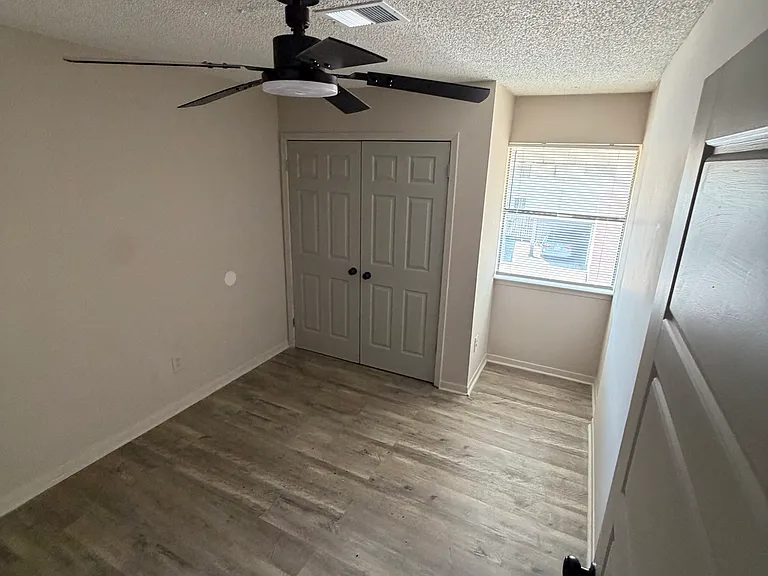 5587 Gates Cv — Photo 24