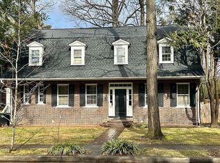 3915 Huntington St NW, Washington, DC 20015