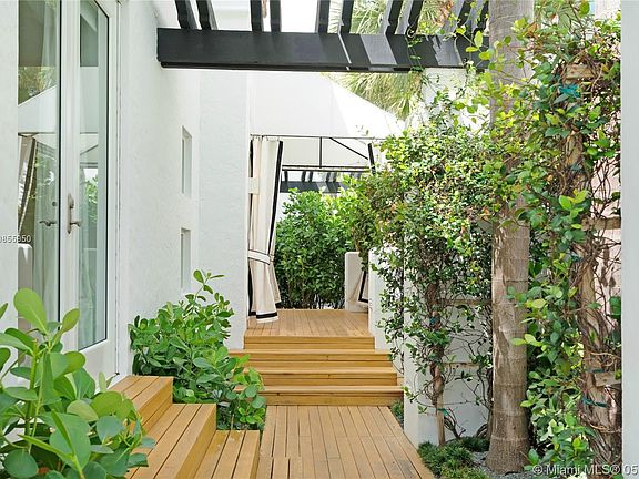 3rd image of 222 Ocean Dr #0
