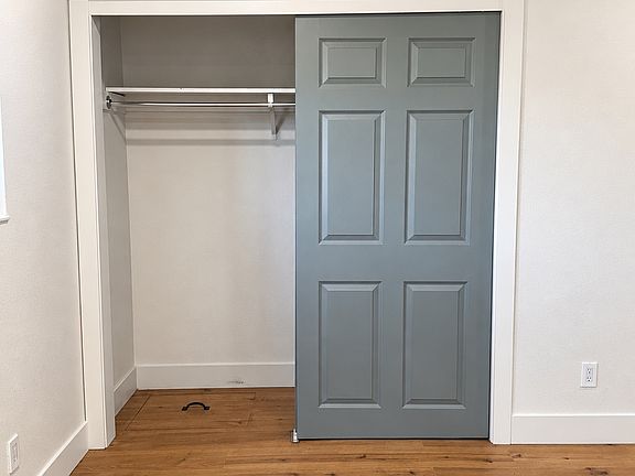 5th image of 7737 Quinby Way