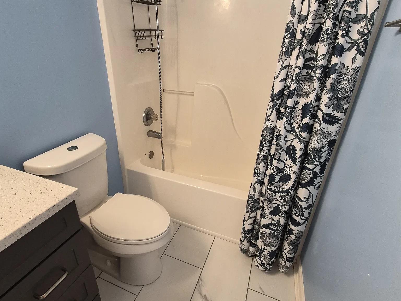 3 bed, 1350 sqft, $1,650 — Photo 1