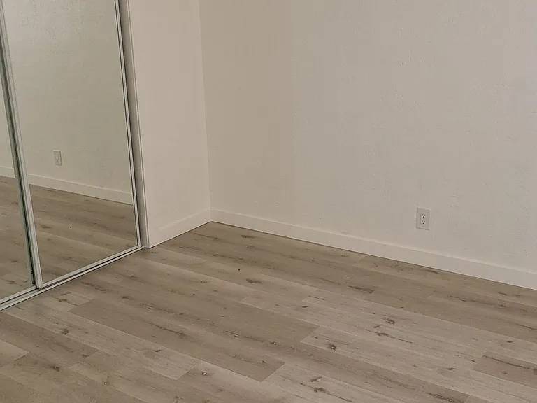 410 Grant St — Photo 12