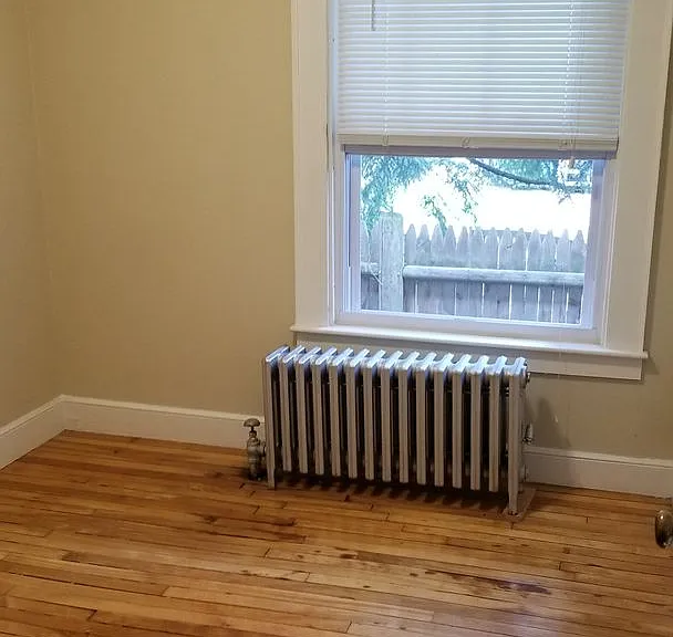 1038 Union St — Photo 5