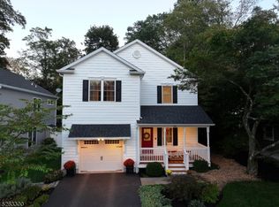 58 Center St, Bernardsville, NJ 07924