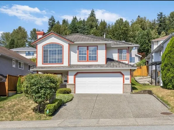 1378 Kenney St, Coquitlam, BC V3E 2R1