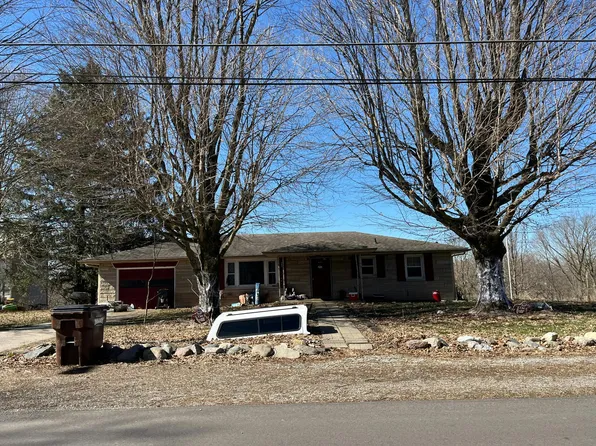 265 N High St, Greensboro, IN 47344